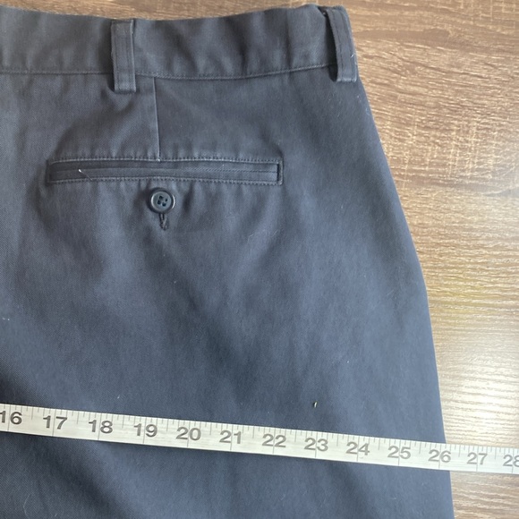 EUC Mens Vintage L.L Bean Navy Blue Comfort Waist Pleated Pants Size 42x34 - Picture 8 of 8